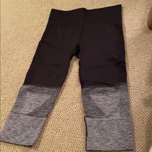 Lululemon cropped leggings